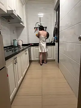 aa520uv online show from 10/01/25, 02:23