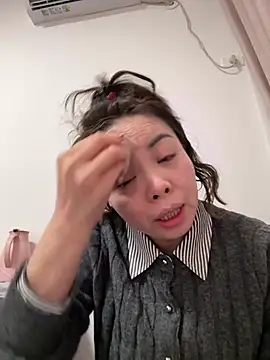 aa520uv online show from 02/02/26, 11:47