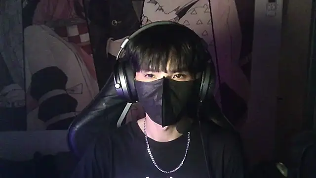 Snapshot of zhezheggin chatting on 10/28/25, 06:32 zhezheggin online show from 10/28/25, 06:32