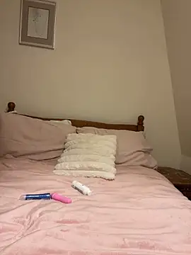 Snapshot of Amy-Storm chatting on 03/19/25, 11:25 Amy-Storm online show from 03/19/25, 11:25