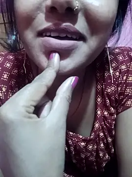 Snapshot of Ayeshaji chatting on 03/16/25, 11:27 Ayeshaji online show from 03/16/25, 11:27