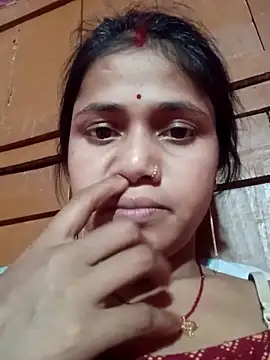 Snapshot of Ayeshaji chatting on 03/19/25, 08:23 Ayeshaji online show from 03/19/25, 08:23