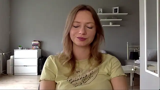 MillieShow online show from 10/11/25, 02:15