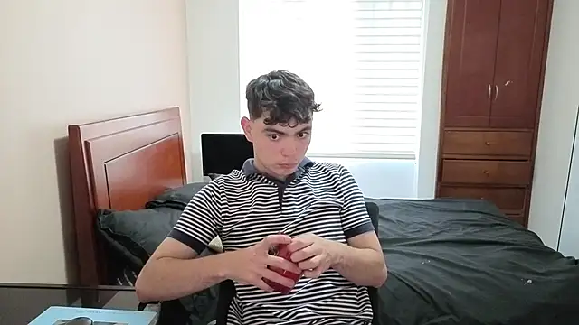 lukeboyce33 online show from 02/26/26, 10:31