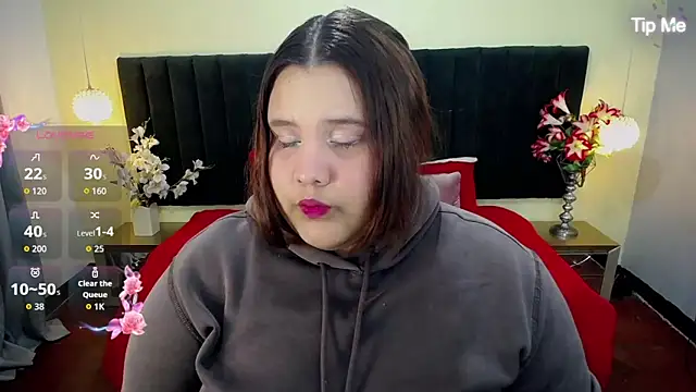 ailyn maury online show from 09/09/25, 01:27