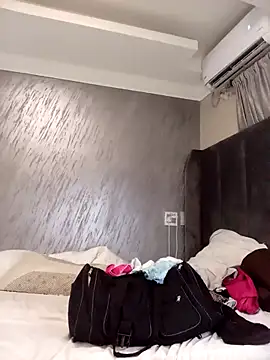 Hotytoty26 online show from 11/15/25, 06:15