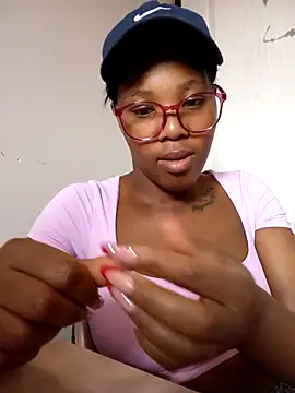 Hotytoty26 online show from 11/21/25, 01:54