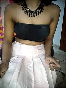 Snapshot of DeboSiya18 chatting on 03/17/25, 05:27 DeboSiya18 online show from 03/17/25, 05:27