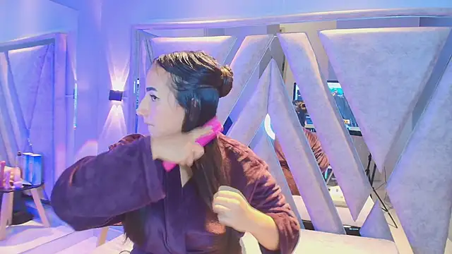 Alice 26  online show from 03/05/26, 02:57