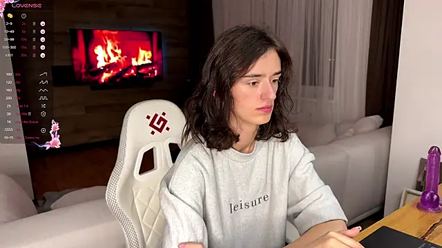 TwinTemptations online show from 10/09/25, 06:17