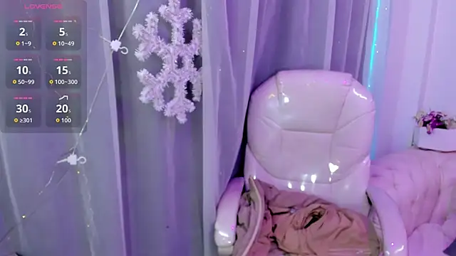 Pretty Johnson  online show from 12/15/25, 11:36