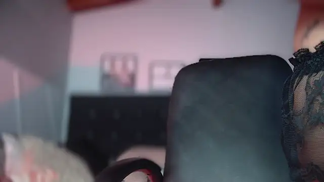 Taylor dolll online show from 09/22/25, 01:07