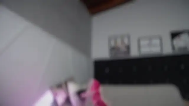 Taylor dolll online show from 11/07/25, 05:46