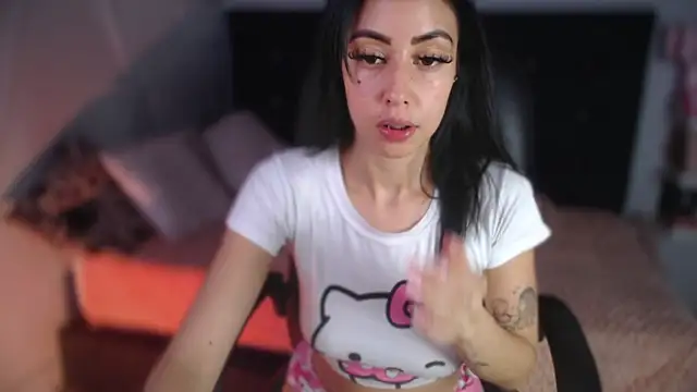 Taylor dolll online show from 11/20/25, 06:35