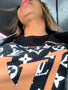 Alyssa 76 online show from 03/06/26, 11:17