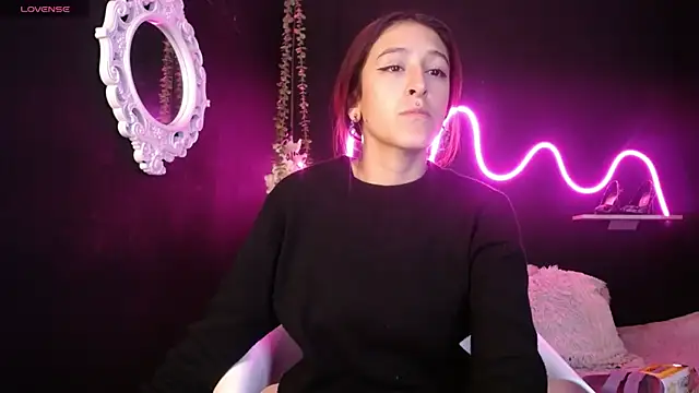 Snapshot of Hairydoll_ chatting on 03/20/25, 08:08 Hairydoll online show from 03/20/25, 08:08