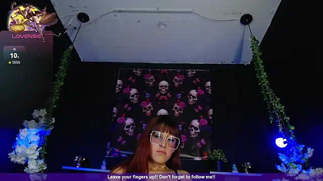 Snapshot of Hairydoll_ chatting on 11/04/25, 09:14 Hairydoll online show from 11/04/25, 09:14