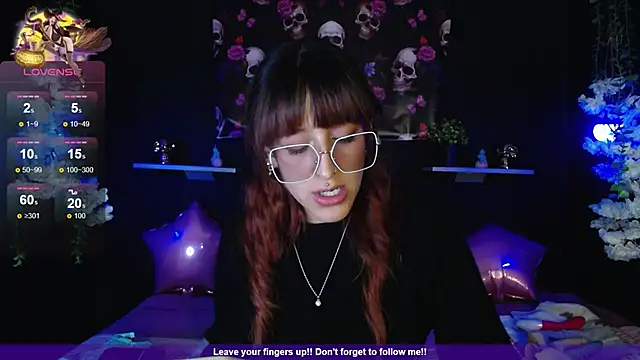 Snapshot of Hairydoll_ chatting on 11/14/25, 10:07 Hairydoll online show from 11/14/25, 10:07