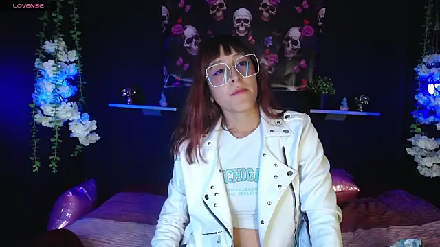 Snapshot of Hairydoll_ chatting on 11/22/25, 08:52 Hairydoll online show from 11/22/25, 08:52