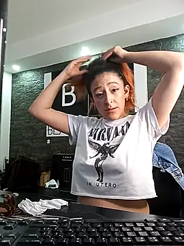 Snapshot of Hairydoll_ chatting on 05/14/26, 06:47 Hairydoll online show from 05/14/26, 06:47