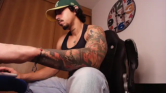 josemeirelesfox online show from 10/05/25, 05:44