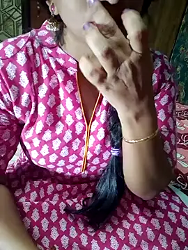 Snapshot of Shalini_telugu09 chatting on 09/28/25, 01:27 Shalini telugu09 online show from 09/28/25, 01:27