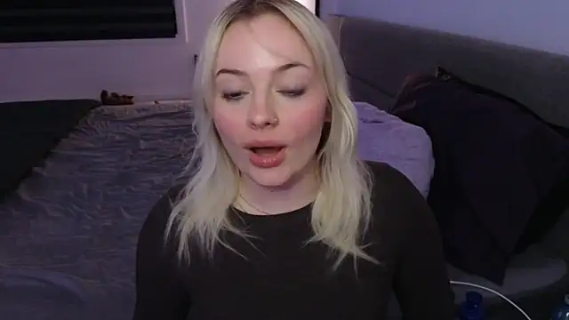 margot robbie7 online show from 01/15/26, 10:57