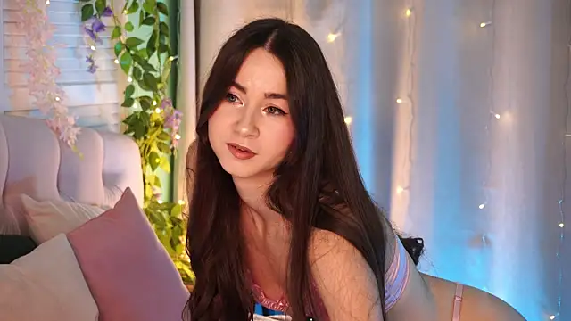 EvaMossi online show from 04/14/26, 05:24