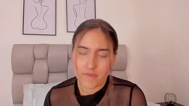 Hanna Evans   online show from 09/14/25, 03:55