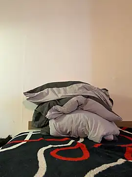 Renoirmonter online show from 04/30/26, 01:39