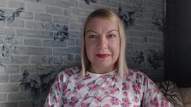 Lillia Ray online show from 10/24/25, 05:04