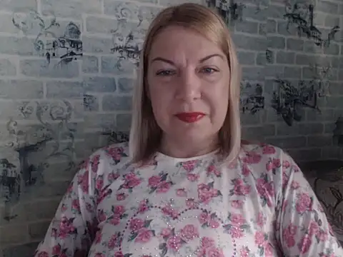 Lillia Ray online show from 12/21/25, 11:06