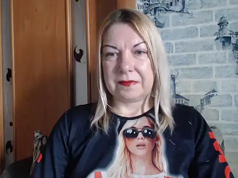 Lillia Ray online show from 03/18/26, 08:50