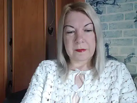 Lillia Ray online show from 04/23/26, 06:47