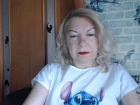 Lillia Ray online show from 05/28/26, 06:21