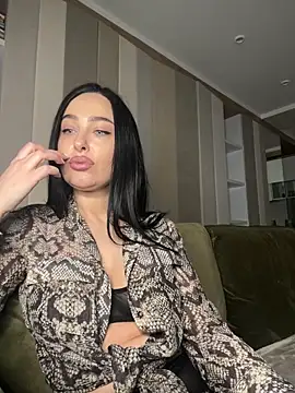 Snapshot of Black_swan7777 chatting on 03/09/26, 09:24 Black swan7777 online show from 03/09/26, 09:24