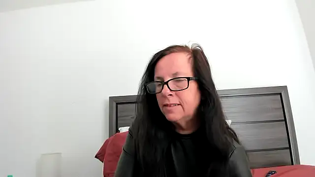 peachgoddess online show from 11/26/25, 02:40