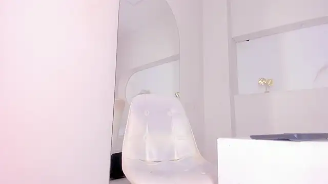 Snapshot of Hot_valerygh chatting on 09/08/25, 08:19 Hot valerygh online show from 09/08/25, 08:19