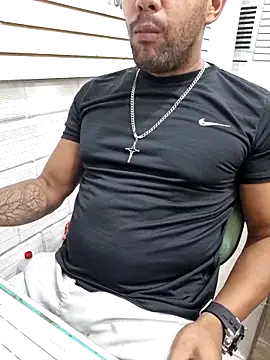 Snapshot of membro_destruidor chatting on 03/14/25, 08:28 membro destruidor online show from 03/14/25, 08:28