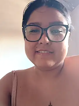 DianaGom online show from 02/15/26, 12:36