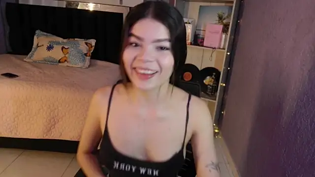 sweet c4ndy online show from 12/22/25, 02:58