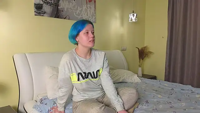 ErlineBeamer online show from 03/18/25, 07:19