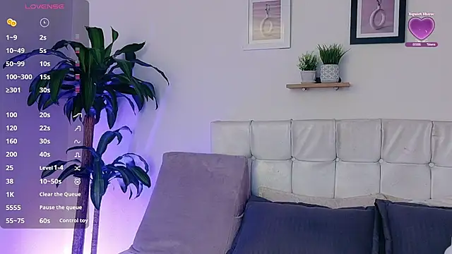 Snapshot of YuliethPetite chatting on 09/30/25, 11:26 YuliethPetite online show from 09/30/25, 11:26