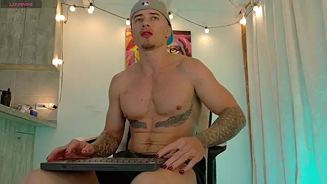 Ryannblue07 online show from 10/30/25, 12:56