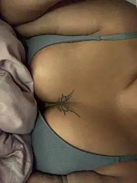 Snapshot of mariabootyyy chatting on 09/17/25, 08:32 mariabootyyy online show from 09/17/25, 08:32