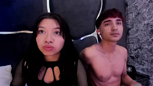 LauryAndNarem69 online show from 03/19/25, 08:43