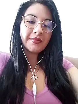 Snapshot of melisamoon_ chatting on 03/20/25, 09:24 melisamoon online show from 03/20/25, 09:24