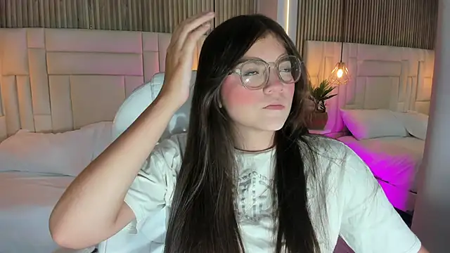 DulceVela  online show from 09/15/25, 10:43