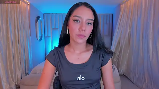 AmaliaCrus online show from 02/05/26, 08:02