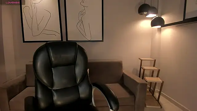 MaiaCollins online show from 10/09/25, 06:28